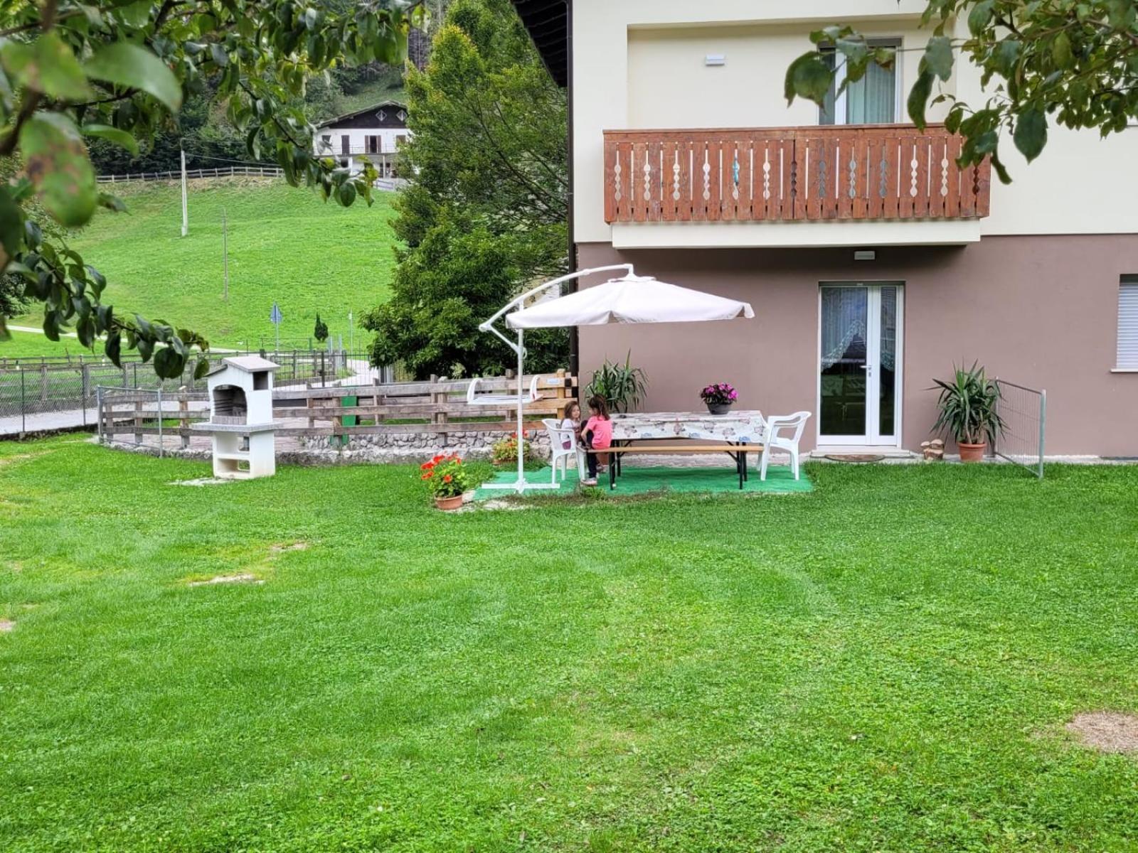 Casa Vescovi Apartment Tiarno di Sopra ภายนอก รูปภาพ